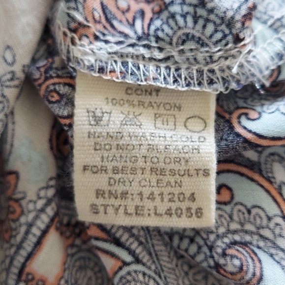 Hem & Thread Tank Size M - Picture 7 of 8